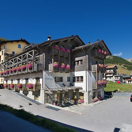 Hotel Marzia Livigno Eksteriør billede