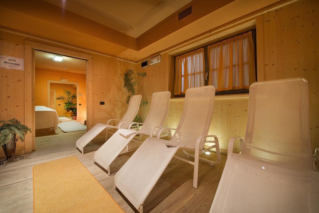 Hotel Marzia Livigno Eksteriør billede