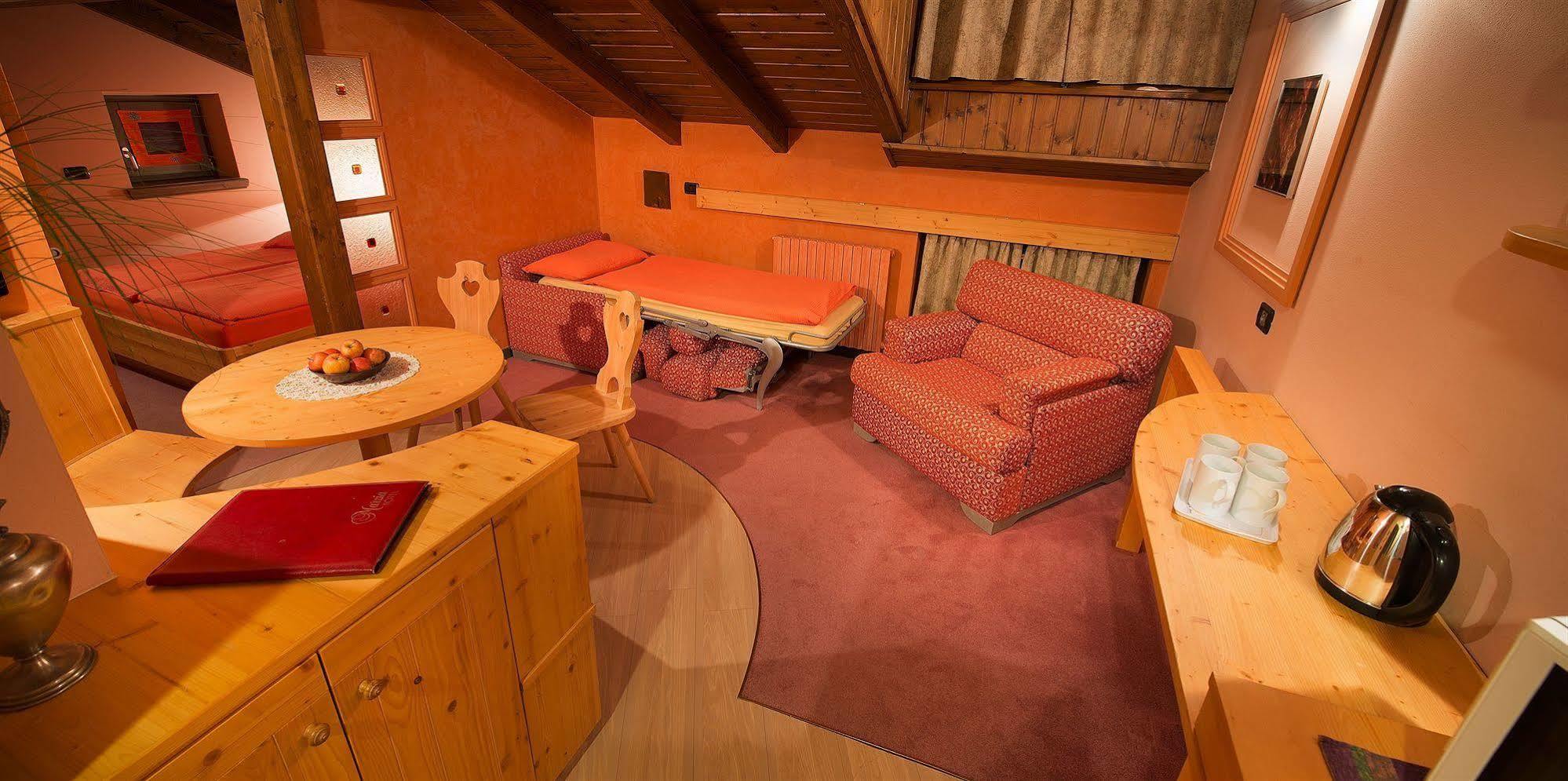 Hotel Marzia Livigno Eksteriør billede